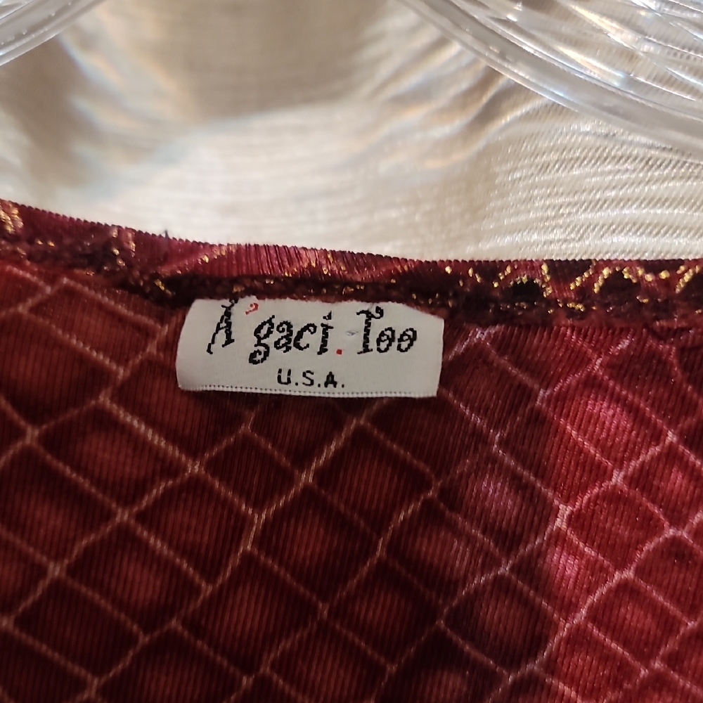 A'gaci Red Patterned Blouse - Picture 2 of 3
